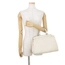 将图像加载到图库查看器中,LOUIS VUITTON Blair IvoireM40330 Epi Leather Size MM