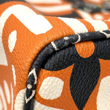 Load image into Gallery viewer, LOUIS VUITTON Speedy Bandouliere Orange/Crème Caramel/BlackM56588 Monogram Giant LV Crafty Size 25