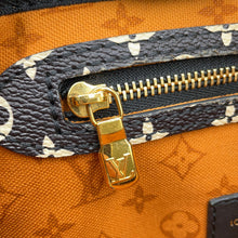 Load image into Gallery viewer, LOUIS VUITTON Speedy Bandouliere Orange/Crème Caramel/BlackM56588 Monogram Giant LV Crafty Size 25