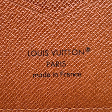 Load image into Gallery viewer, LOUIS VUITTON Passport Cover NM BrownM64502 Monogram