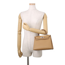 Load image into Gallery viewer, HERMES Kelly Sellier Biscuit Epsom Size 25