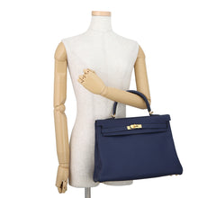 Load image into Gallery viewer, HERMES Kelly Retourne blue navy Togo Leather Size 35