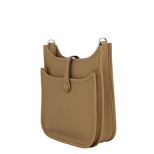 Load image into Gallery viewer, HERMES Evelyne3 Dune Taurillon Clemence Size 23