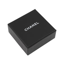将图像加载到图库查看器中,CHANEL CC Logo Brooch Silver Metal