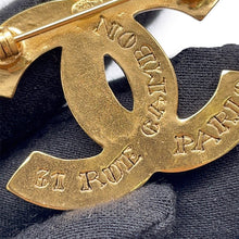Load image into Gallery viewer, CHANEL CC Logo Brooch Metal