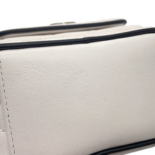 将图像加载到图库查看器中,CHANEL Matelasse Chain Backpack White/BlackAP4514 Lambskin