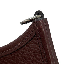 Load image into Gallery viewer, HERMES Evelyne Amazon RougeSellier Taurillon Clemence Size TPM