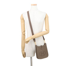 Load image into Gallery viewer, HERMES Evelyne Long Etoupe Taurillon Clemence Size TPM