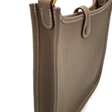 Load image into Gallery viewer, HERMES Evelyne Long Etoupe Taurillon Clemence Size TPM