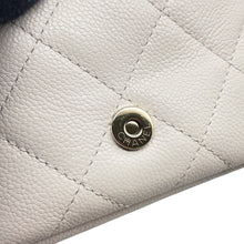 将图像加载到图库查看器中,CHANEL Matelasse Multi-Pocket Backpack WhiteAS4399 Caviar Leather