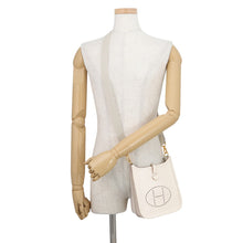 Load image into Gallery viewer, HERMES Evelyne Long Beton Taurillon Clemence Size TPM