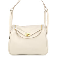 Load image into Gallery viewer, HERMES Lindy Craie Taurillon Clemence Size 26