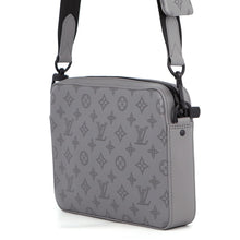 将图像加载到图库查看器中,LOUIS VUITTON Duo messenger GrayM46104 Monogram Shadow