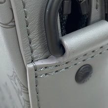 将图像加载到图库查看器中,LOUIS VUITTON Duo messenger GrayM46104 Monogram Shadow