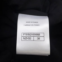Load image into Gallery viewer, CHANEL Wool Tweed Vest Size 38 Black/GrayP78192 Wool 100%