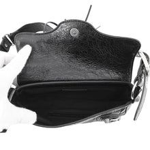 将图像加载到图库查看器中,BALENCIAGA Le Cagol Shoulder Black771670 Leather Size XS