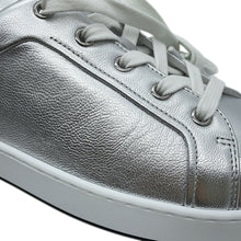 Load image into Gallery viewer, HERMES Sneakers Kid ArgentH261027Z 52375 Chèvre Metallize Size 37.5