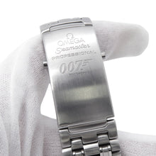 Load image into Gallery viewer, OMEGA Seamaster James Bond 007 Limited Edition (10,007 pieces) W41mm Stainless Steel Blue Dial2226.80.00