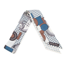 Load image into Gallery viewer, HERMES Twilly Cavalier en forme Blanc/Gris/Brown Silk100%