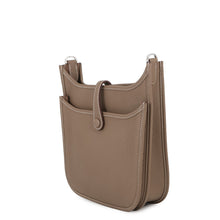 Load image into Gallery viewer, HERMES Evelyne 3 Etoupe Taurillon Clemence Size 23