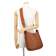 Load image into Gallery viewer, HERMES Evelyne3 Gold Taurillon Clemence Size PM
