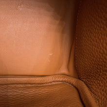 Load image into Gallery viewer, HERMES Lindy Gold Taurillon Clemence Size 26