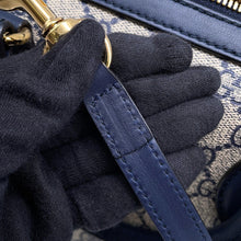 Load image into Gallery viewer, GUCCI GG Supreme 2Way Travel Bag Navy/Beige409529 GG Supreme Leather