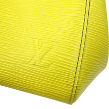 Load image into Gallery viewer, LOUIS VUITTON Marly PistachianM94617 Epi Leather Size BB