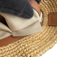 Load image into Gallery viewer, LOEWE Basket bag Turtle Raffia Pochette Beige/Multicolor Raffia