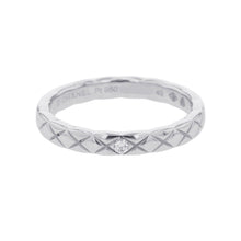 Load image into Gallery viewer, CHANEL Coco Crush Collection Wedding Ring Size 49/#9 SmallJ11354 Pt950