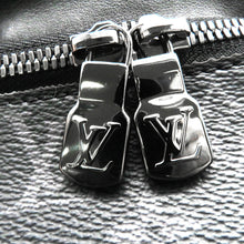 Load image into Gallery viewer, LOUIS VUITTON Discovery・Bumbag NoirM46035 Monogram Eclipse Size PM