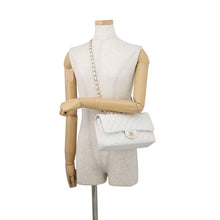 Load image into Gallery viewer, CHANEL Matelasse W Flap ChainShoulder Bag WhiteA01112 Caviar Leather Size 25