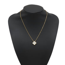 Load image into Gallery viewer, Van Cleef & Arpels Vintage Alhambra PendantVCARA45900 18K Yellow Gold