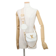 Load image into Gallery viewer, LOUIS VUITTON New Wave Multi Pochette BlumM57864 Leather