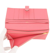 Load image into Gallery viewer, HERMES Bean Soufre Rose Lipstick Chevre Myzore Goatskin