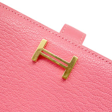 Load image into Gallery viewer, HERMES Bean Soufre Rose Lipstick Chevre Myzore Goatskin