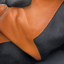 将图像加载到图库查看器中,LOEWE Hammock 2-Way Bag Tan387.30.N60 Calf Leather Size Small