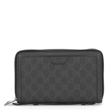 将图像加载到图库查看器中,GUCCI GG Supreme business bag Black395708 GG Supreme Leather