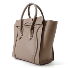 Load image into Gallery viewer, CELINE Luggage micro shopper Suri189793DRU.09SO Leather