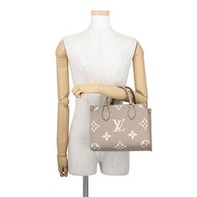 Load image into Gallery viewer, LOUIS VUITTON Onthego Tourterelle claimM45779 Monogram Empreinte Leather Monogram Giant Size PM