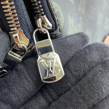 Load image into Gallery viewer, LOUIS VUITTON Avenue Sling Bag LV Fall Collection Dark GreenM46344 Monogram records