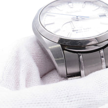 Load image into Gallery viewer, SEIKO Heritage Collection Spring Drive W41mm TI White DialSBGA011