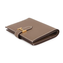 Load image into Gallery viewer, HERMES Bean compact Etoupe Veau Madame
