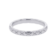 Load image into Gallery viewer, CHANEL Coco Crush Collection Wedding Rings Size Small/54/#14J11354 Pt950