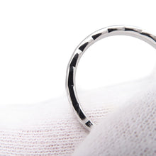 Load image into Gallery viewer, CHANEL Coco Crush Collection Wedding Rings Size Small/54/#14J11354 Pt950