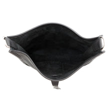 Load image into Gallery viewer, HERMES Evelyne3 Black Taurillon Clemence Size PM