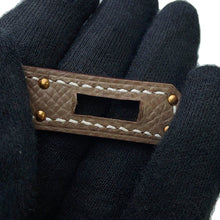 Load image into Gallery viewer, HERMES Kelly Sellier Etoupe Epsom Size 25