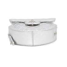 Load image into Gallery viewer, CHANEL Matelasse Heart Shape ChainShoulder Bag SilverAS5764-B21928-NF635 MetalicLambskin