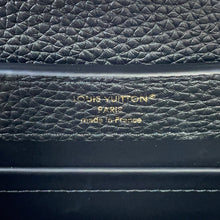 Load image into Gallery viewer, LOUIS VUITTON Capucines EW NoirM29443 Taurillon Leather Size MINI