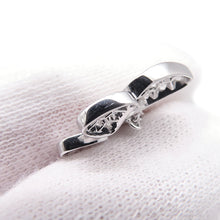 Load image into Gallery viewer, Van Cleef & Arpels Do Papillon PendantVCARO3M400 18K White Gold